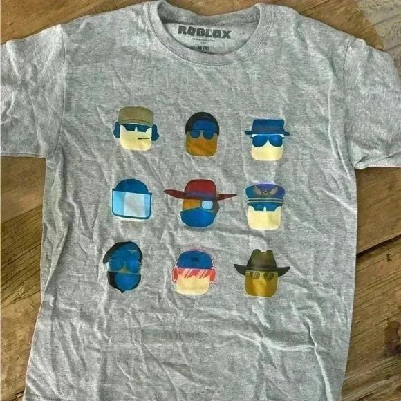 Roblox Character Faces ~ Youth size 8 ~ NWOT! - Picture 2 of 4